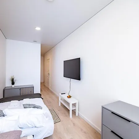 Апартаменты Cozy 1br In Old Town With Free Parking