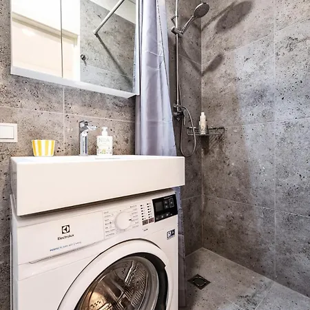 דירה Cozy 1br In Old Town With Free Parking